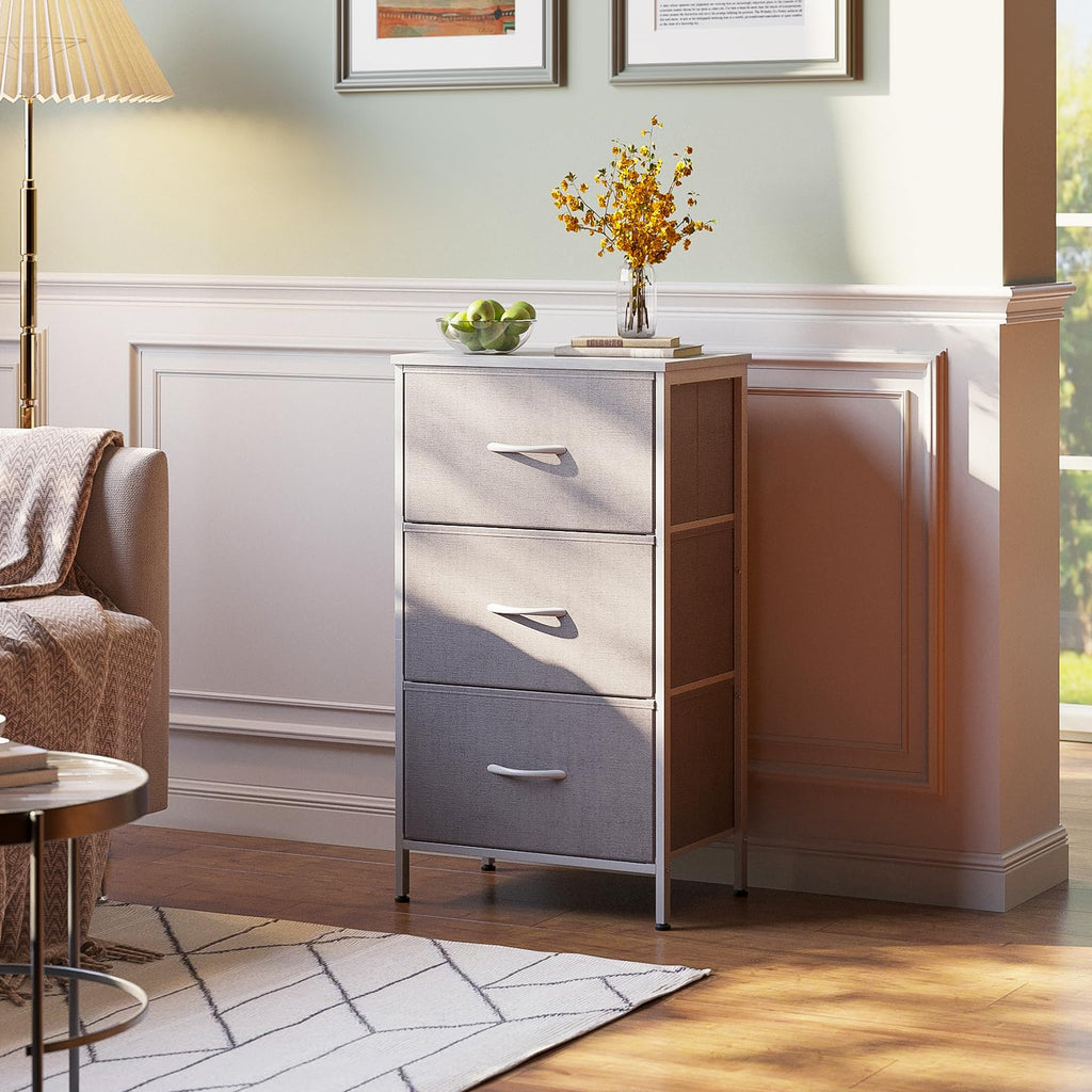 Light Grey 3 Drawer Dresser E83095