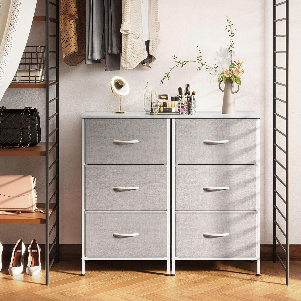Light Grey 3 Drawer Dresser E83095